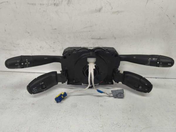 COMMODO CITROEN / PEUGEOT - Vue 1